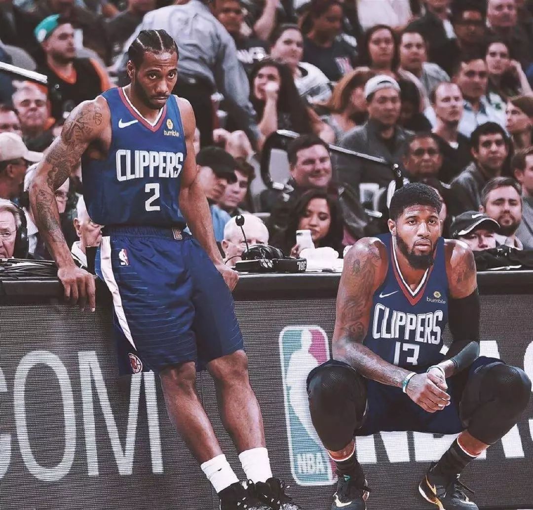 必然靠拢 必然靠拢